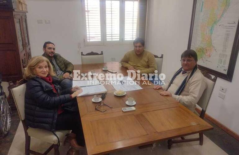 Imagen de Albarellos: Reuniones y gestiones para la localidad