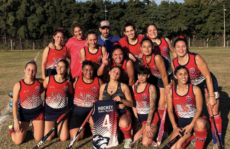 Imagen de Talleres sum&oacute; 4 triunfos ante Alvear en Hockey Femenino.