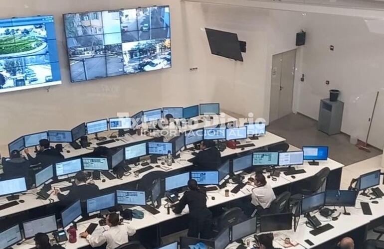 Martini estuvo en el 911 junto a funcionarios provinciales.