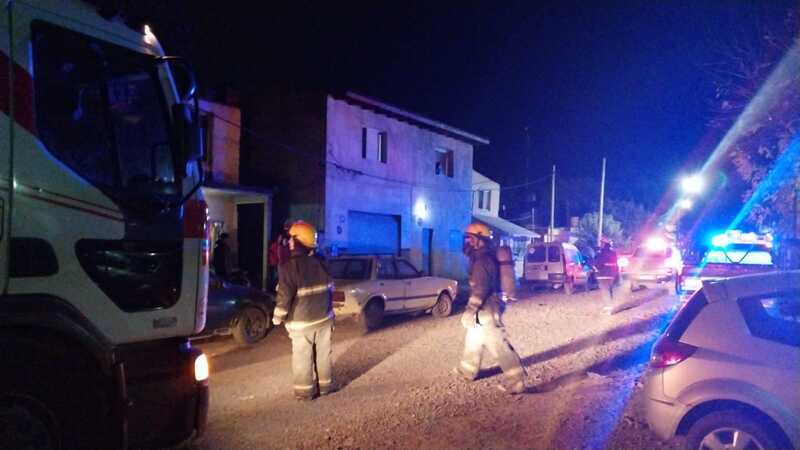 Los bomberos recorrieron todo el barrio pero no dieron con el llamante.