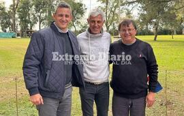 Imagen de Ciro Seisas visit&oacute; el campo de deportes de Albarellos