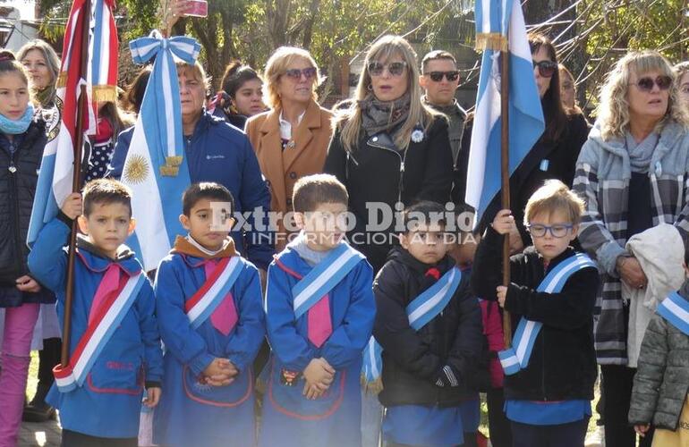 Imagen de Acto oficial por el 214° aniversario de la Revolución de Mayo