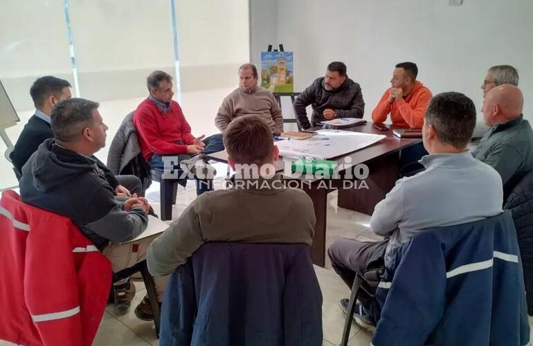 Imagen de Alvear: Reunión con la empresa Rovial por el ensanchamiento de la Ruta N°21