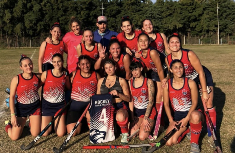 Imagen de Talleres sumó 4 triunfos ante Alvear en Hockey Femenino.