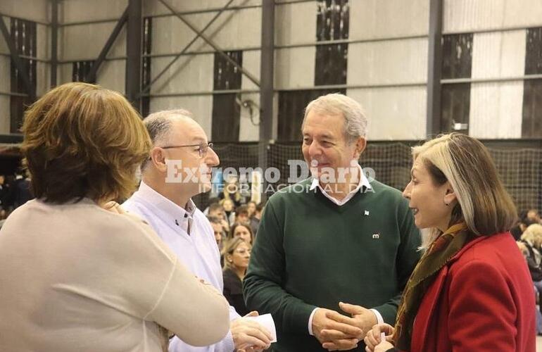 Imagen de Daniel Tonelli participó de la Jura de la Constitución Nacional de alumnos de la Escuela Santa María Goretti