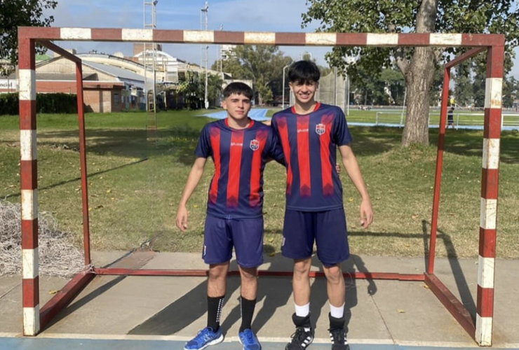 Imagen de El handball de Talleres con 2 jugadores a los Seleccionados.