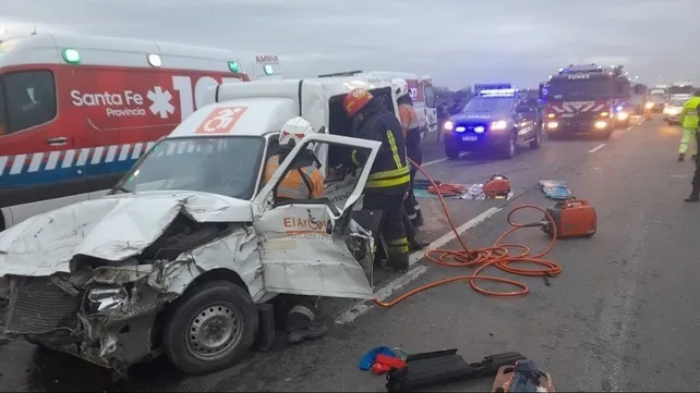 Este lunes se registr&oacute; un choque m&uacute;ltiple en la autopista a la altura de Funes.