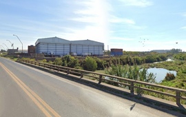 El frigor&iacute;fico de pescados sigue sin resolver sus irregularidades y contamina fundamentalmente el arroyo Seco.