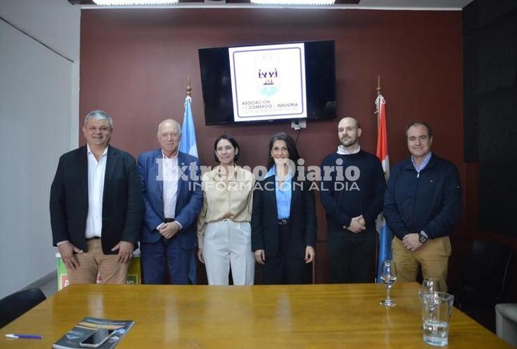 Imagen de Alvear: La Comuna participó de un encuentro en la Asociación de Comercio e Industria de Villa Gobernador Gálvez