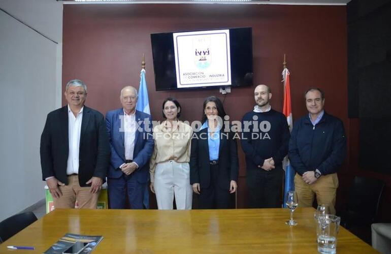 Imagen de Alvear: La Comuna participó de un encuentro en la Asociación de Comercio e Industria de Villa Gobernador Gálvez