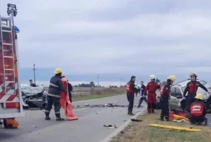 Un choque frontal en la ruta 92 ocasionó la muerte de dos personas.