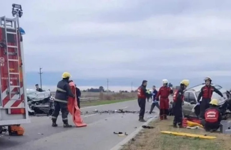 Un choque frontal en la ruta 92 ocasionó la muerte de dos personas.