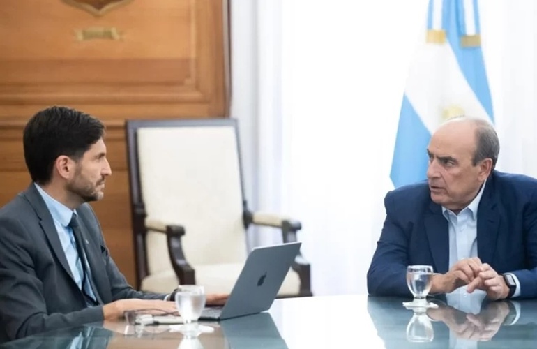Imagen de Pullaro firmará acuerdos por obras públicas con Nación